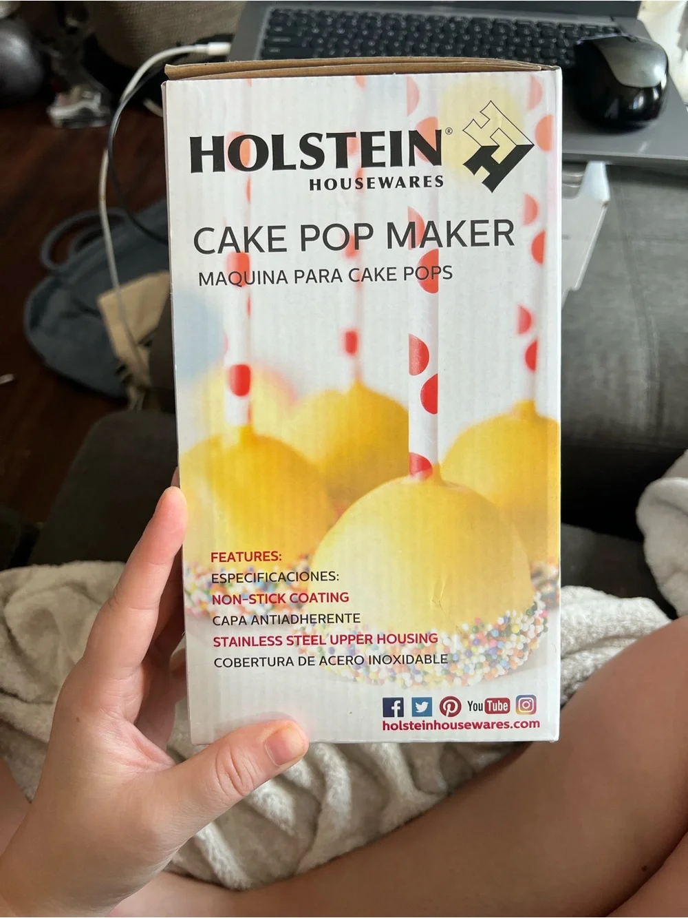 Black 14-Piece Cake Pop Maker